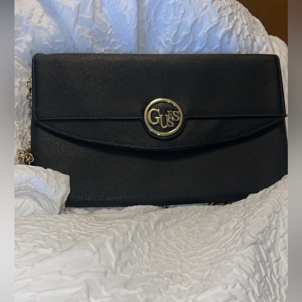GUESS CROSS BODY PURSE